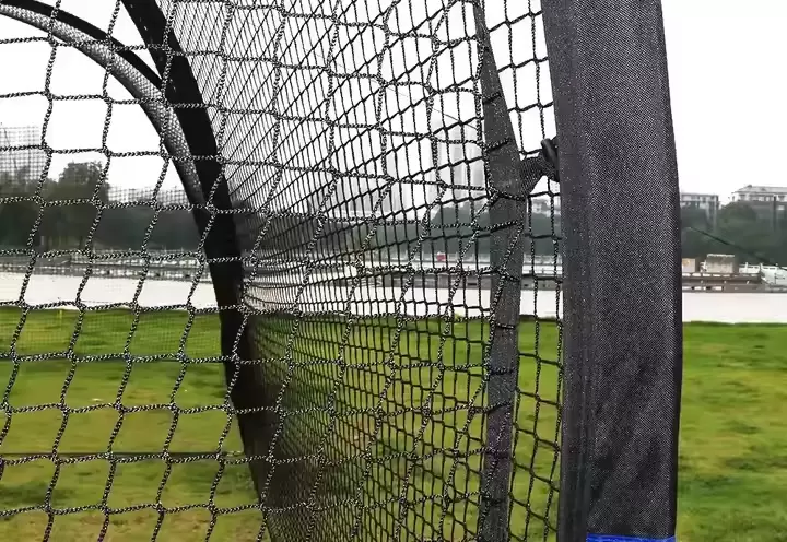 กรงตีคริกเก็ต (ป้องกันสองชั้น)