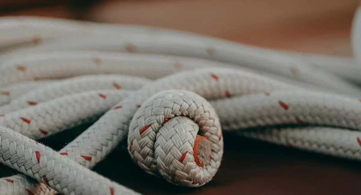 เชือก UHMWPE เทียบกับเชือกทั่วไป